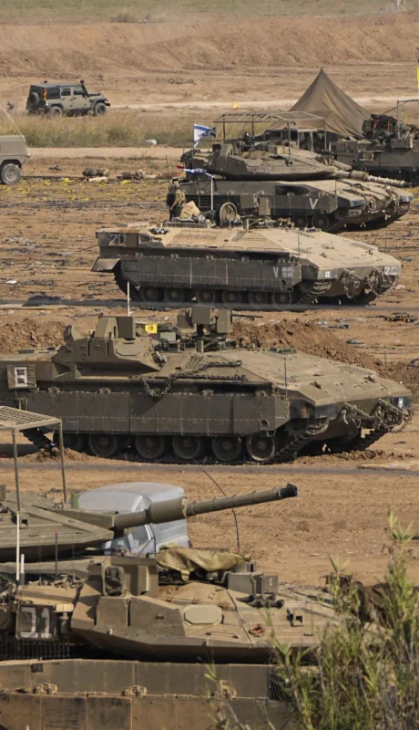 El movimiento de los blindados israelíes marca el inicio de una fuerte ofensiva que varios países intentaron evitar.