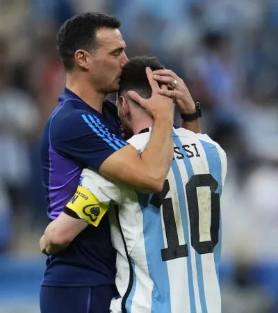 Una imagen que volverá repetirse: Scaloni y Messi