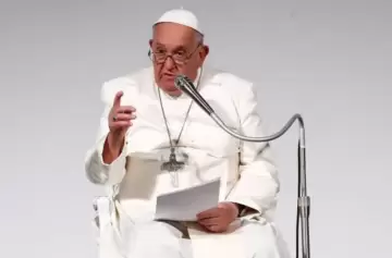 El papa Francisco insta a la Iglesia a pedir perdón por abusos a menores
