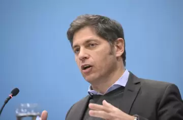Kicillof: "la derecha empieza a aprovecharse de nuestros debates internos"