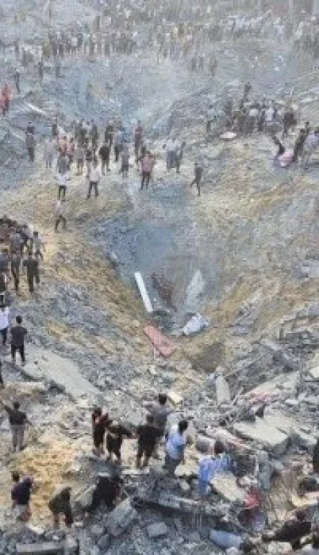 El complejo desapareció en tan solo un instante y quedó solo un enorme campo de escombros