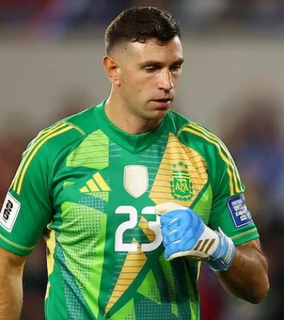 Dibu y una sanción inesperada.