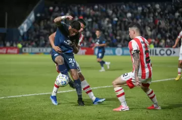 La Lepra mejoró, pero no pudo sumar de a tres en casa