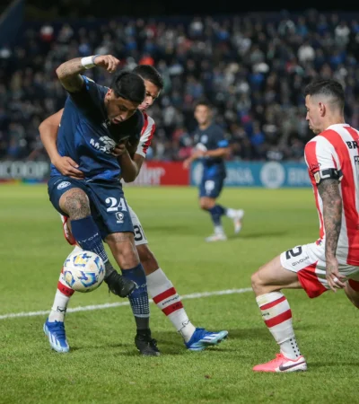 La Lepra mejoró, pero no pudo sumar de a tres.