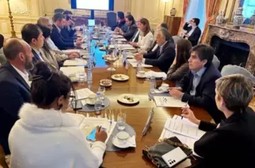 Gobernadores de provincias mineras buscan inversiones en Londres