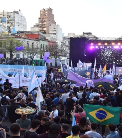 "Es verdad que Javier Milei tiene centralidad de figura política, pero ya no es más el único que fija de qué temas hay que hablar" (Nayet Kadamián)