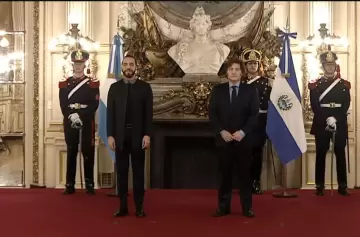 Reunión de coincidencias y a puerta cerrada entre Milei y Nayib Bukele