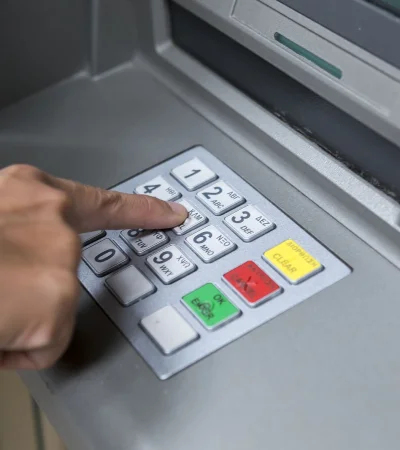 Estarán operativos los cajeros automáticos durante los días feriados.