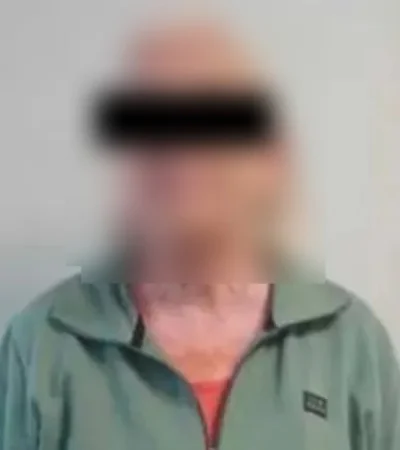 Mujer detenida por robos.