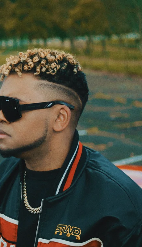 Willy González, más conocido como Redimi2, es un cantante y rapero oriundo de República Dominicana