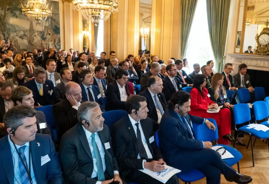 Particpación en exposiciones