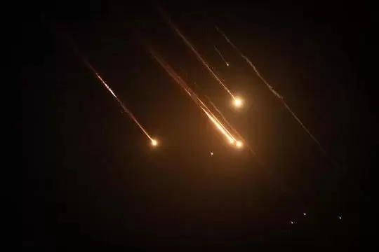 Irán disparó un centenar de misiles este martes a Israel.