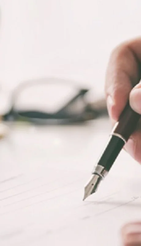 El 2 de octubre se conmemora en Argentina el Día Nacional del Escribano