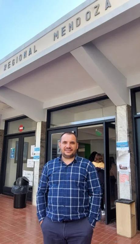 Ingeniero Electromecánico y titular del gremio que nuclea los docentes de la UTN (FAGDUT), Carlos Tarquini