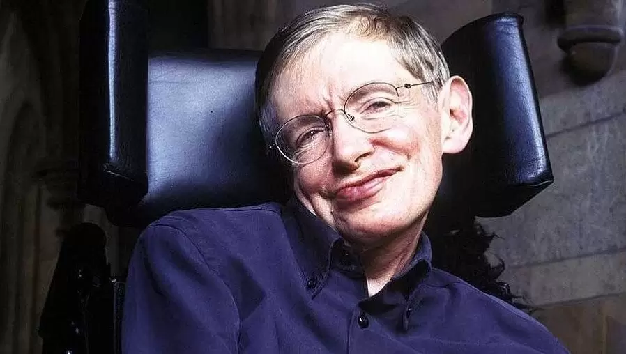 Stephen Hawking realizó estudios que son de temer