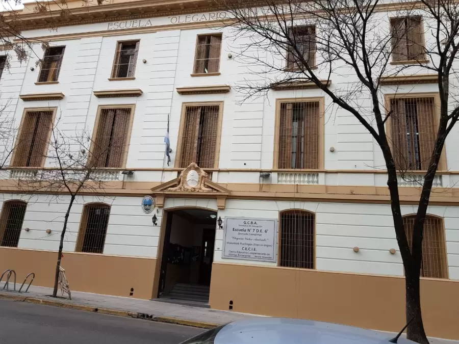 escuela n° 7 en la ciudad de buenos aires que lleva el nombre del escritor, periodista y politico.