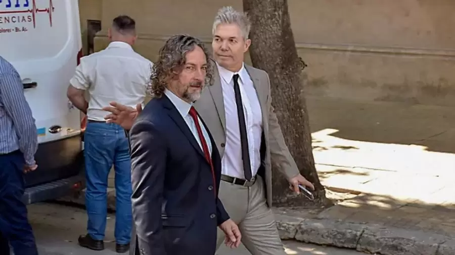 Fernando Burlando (derecha) fue apartado del caso a pedido de los familiares del nene. (Foto: archivo web)