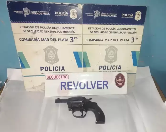 Revolver.