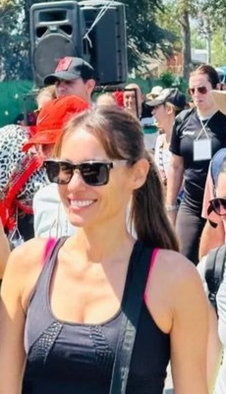 Siempre sonriente la modelo y conductora participó de la peregrinación a Luján