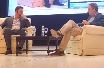 Manuel Adorni a Luis Petri: "Te veo como gobernador de Mendoza"