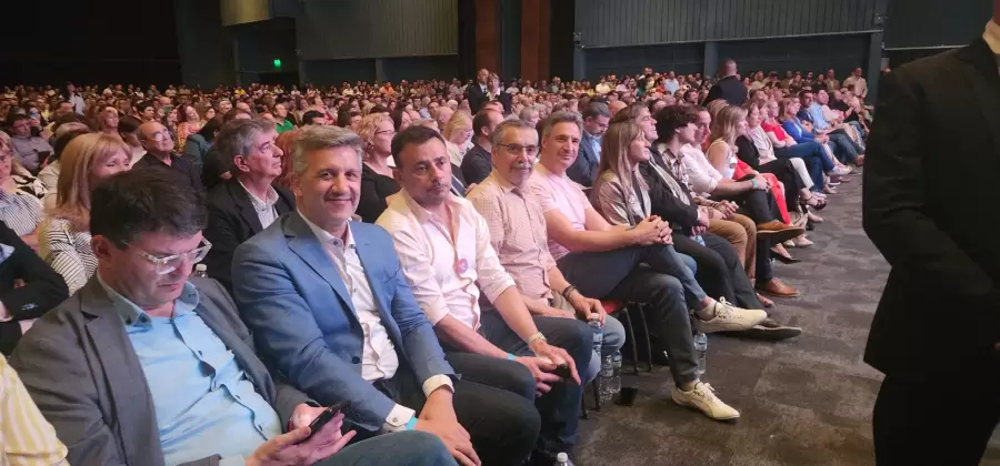 Emilio Agu, director regional de la Anses; Carlos Moyano, Richard Battaggión el concejal Jorge Magnaghi  y la diputada nacional Mercedes Llano.