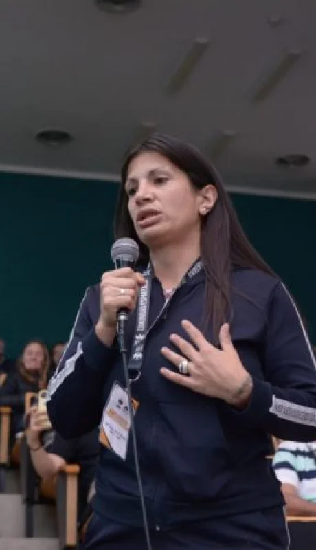 Acercándose a los que están fuera del sistema