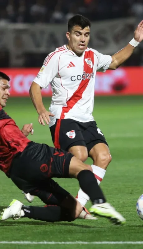 River empató con Platense