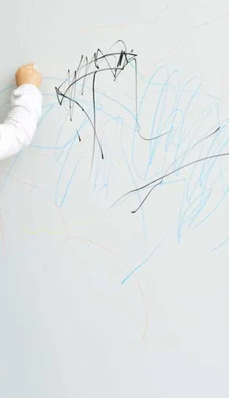 Nos encanta que dejen volar su imaginación. ¡Pero no en nuestras paredes!