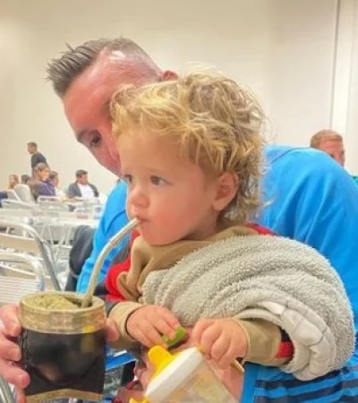 Franco Armani con su hijo