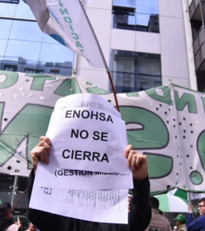 El Gobierno nacional, a través del ministro de Economía, Luis Caputo, confirmó el cierre del Ente Nacional de Obras Hídricas de Saneamiento.