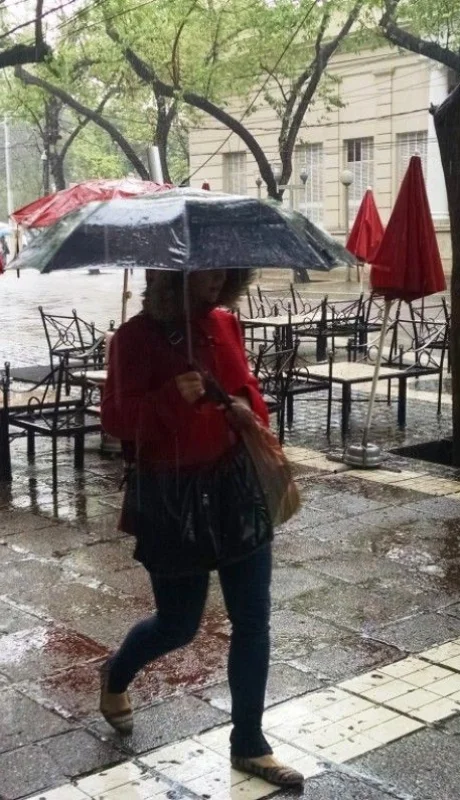 El jueves podrían producirse chaparrones en varios sectores de la provincia de Mendoza tras el ingreso de un frente frío.