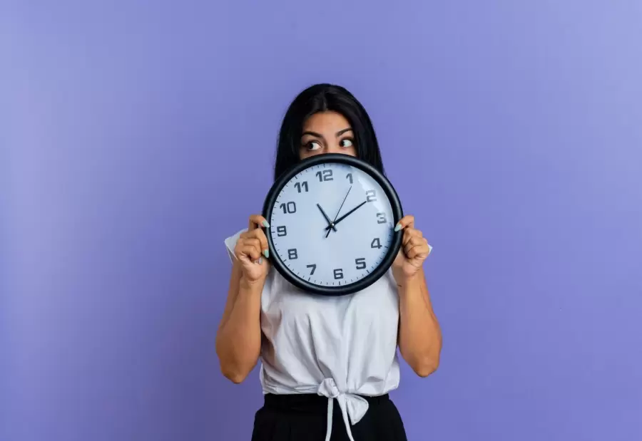 La gente puntual siente la necesidad de evitar el caos, y mantener el entorno bajo su dominio.