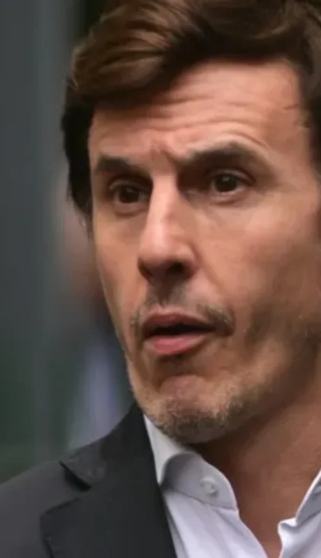 El político sumó otro escándalo y se trata de la madre de una de sus exparejas.