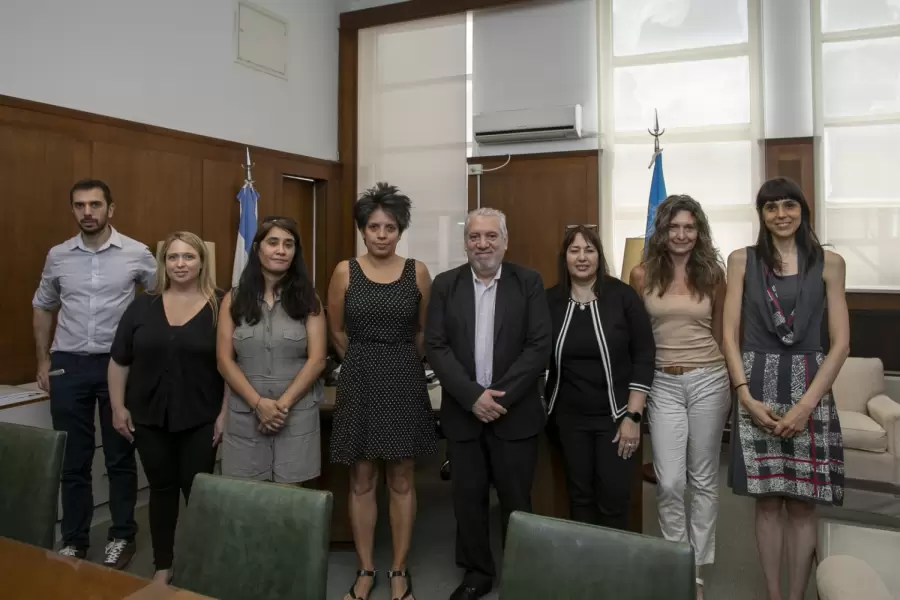 Paulo Evelson con el Consejo de la Facultad