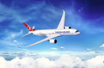 Tragedia en vuelo: un piloto de Turkish Airlines murió en pleno trayecto