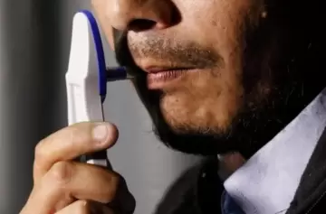 Claudio Poggi ordenó un narcotest para todos los funcionarios públicos de San Luis