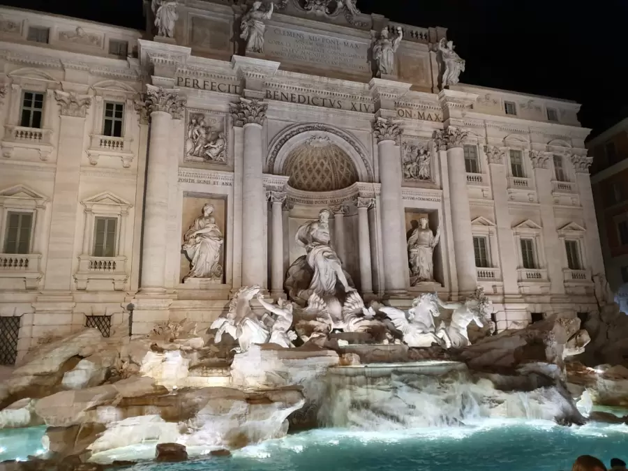 La fuente es una de las más visitadas del mundoi