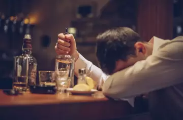 ¿Estamos predispuestos genéticamente al alcoholismo?
