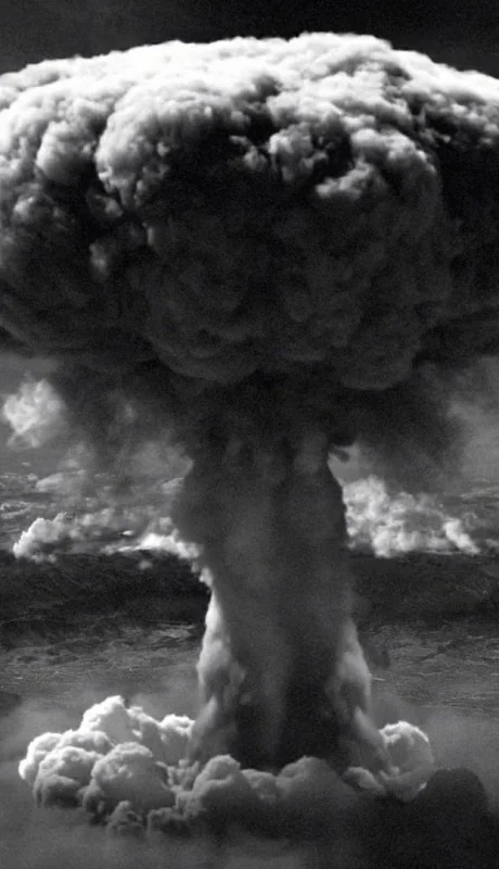 La carrera de varios países por tener la bomba atómica comenzó en la Segunda Guerra Mundial.