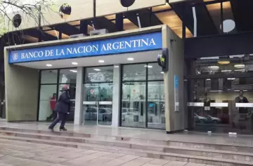 El Banco Nación presta hasta 74.000 dólares pagando 500 mil pesos al mes
