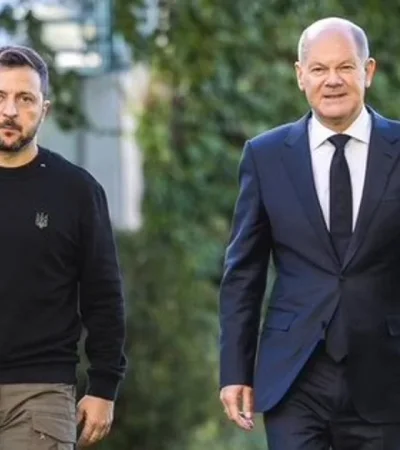 Zelenski junto a Olaf Sholz/