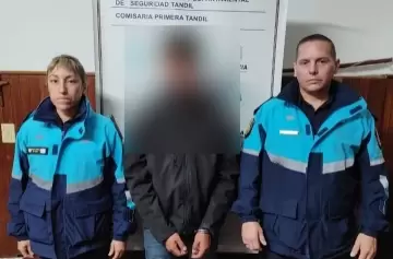 Una mujer fue asesinada en un hotel alojamiento y detuvieron a su pareja cuando intentaba huir