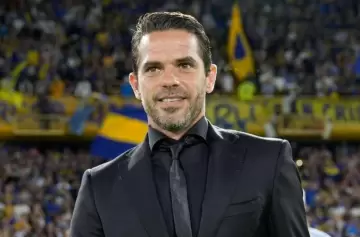 Gago apunta alto: Boca sueña con sumar a Sergio Ramos, Dybala y Paredes