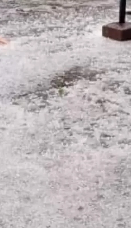 Video: fuerte precipitación de granizo sorprendió a los vecinos en el Valle de Uco