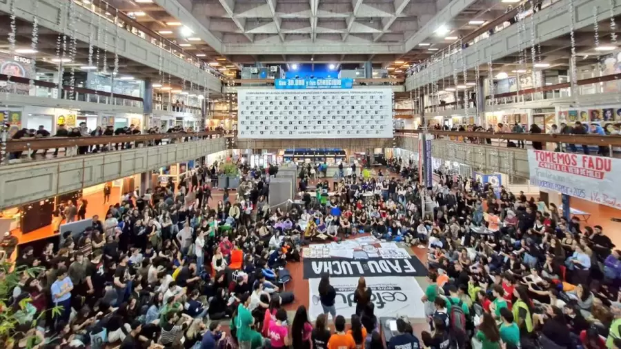 facultades tomadas, UBA, derecho, protestas, facultades tomadas
