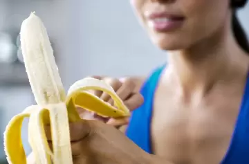 Puro calcio y magnesio: la parte de la banana que tirás y que no sabías que sirve