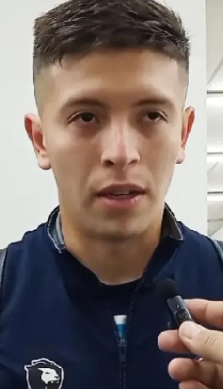 Álvez se ganó un lugar entre los titulares.