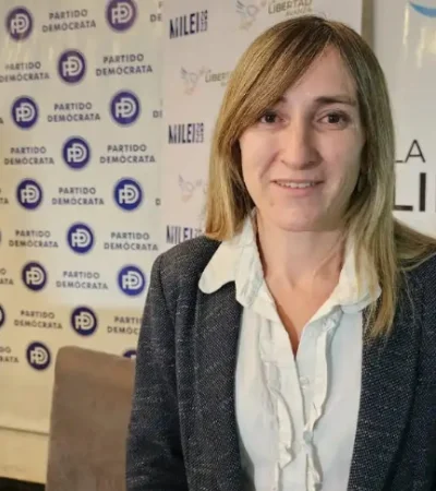 Mercedes Llano hizo hincapié en que, "la universidad pública no es propiedad de ningún partido".