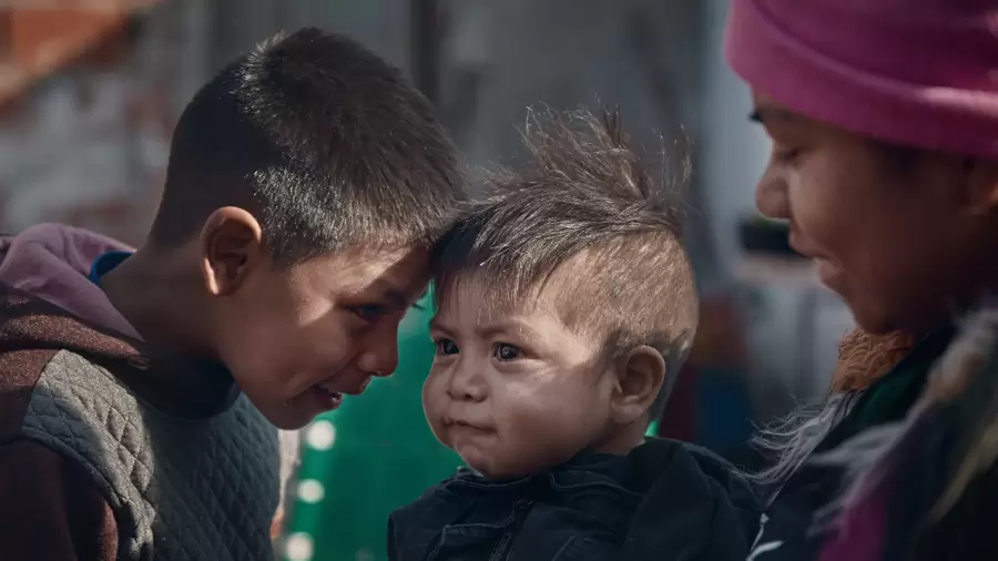 ¿Qué crecimiento y oportunidades ofrecemos a los chicosde nuestro país si, más de la mitad de ellos y ellas, crecen sin alimentación adecuada?