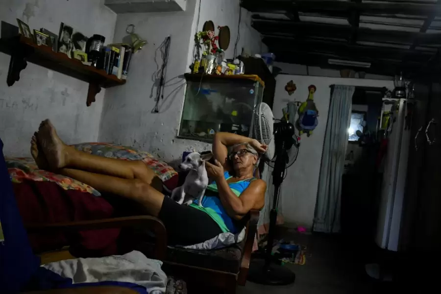 El gobierno culpó al embargo de Estados Unidos, que dificulta la posibilidad de adquirir combustible y piezas de recambio para operar las centrales.